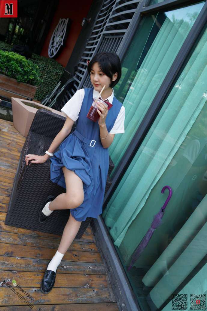 图片[2]-一副学生模样的短发姑娘【112P】20023-如玉图库