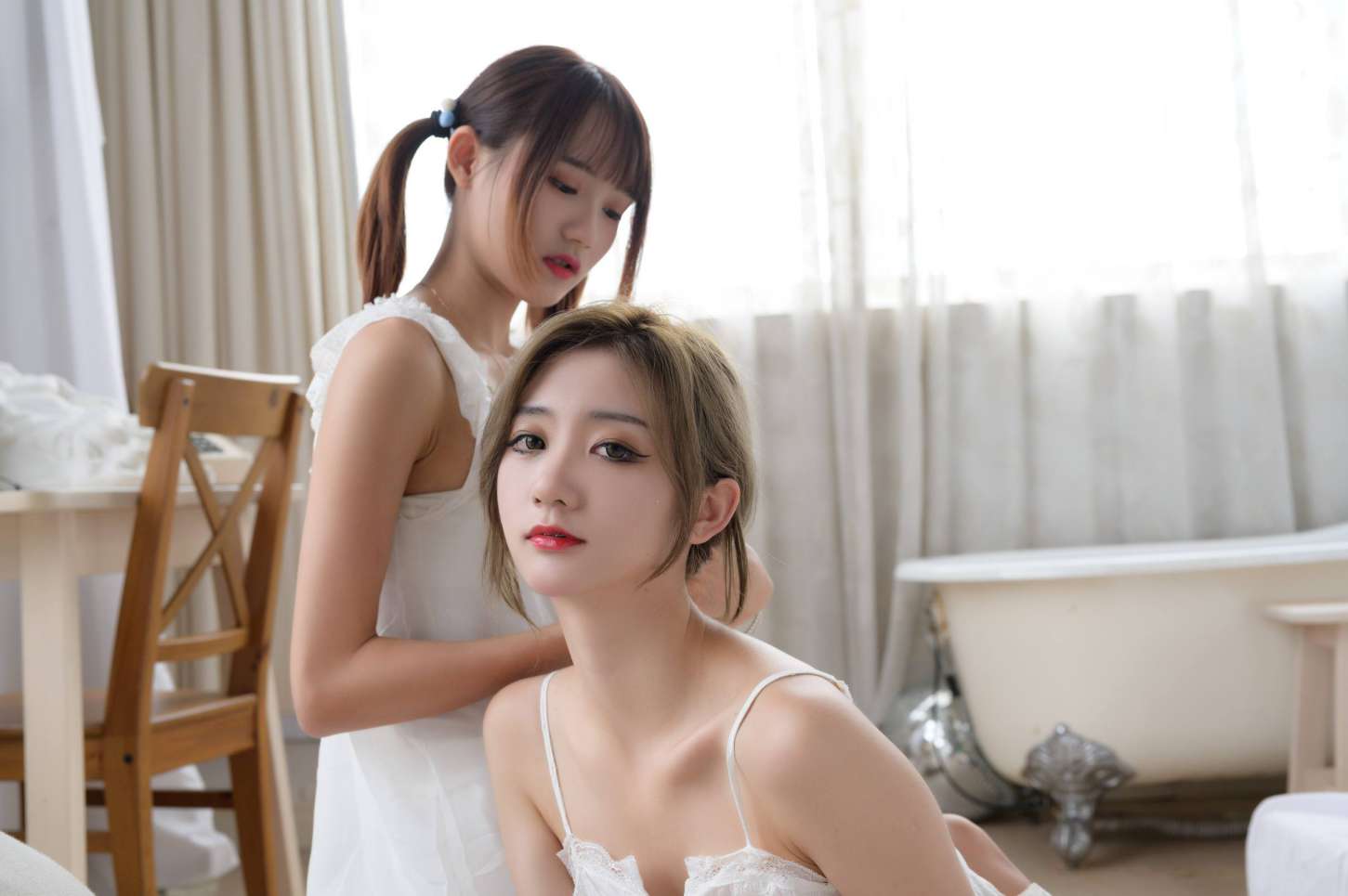 图片[4]-【免费】弹尤克里里的双马尾齐刘海女孩【35P】20024-如玉图库