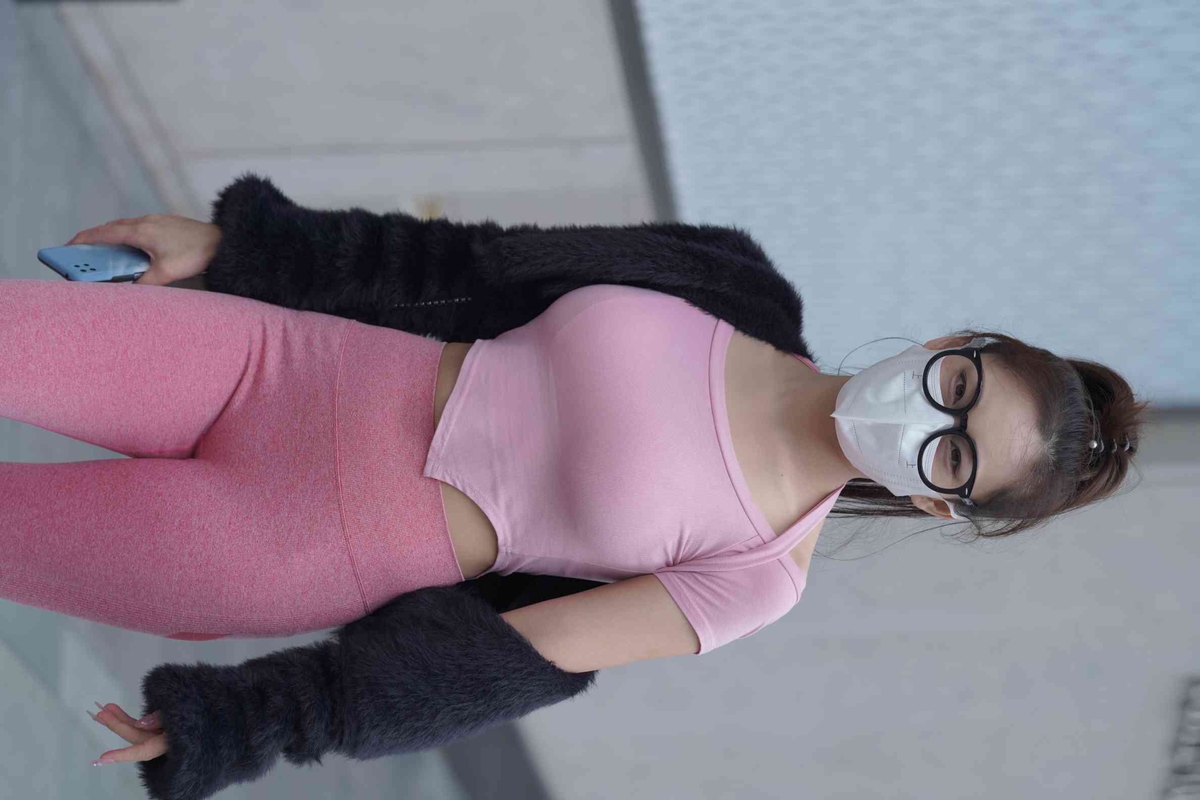 图片[4]-粉红色瑜伽裤的眼镜妹妹【93P】04019-如玉图库