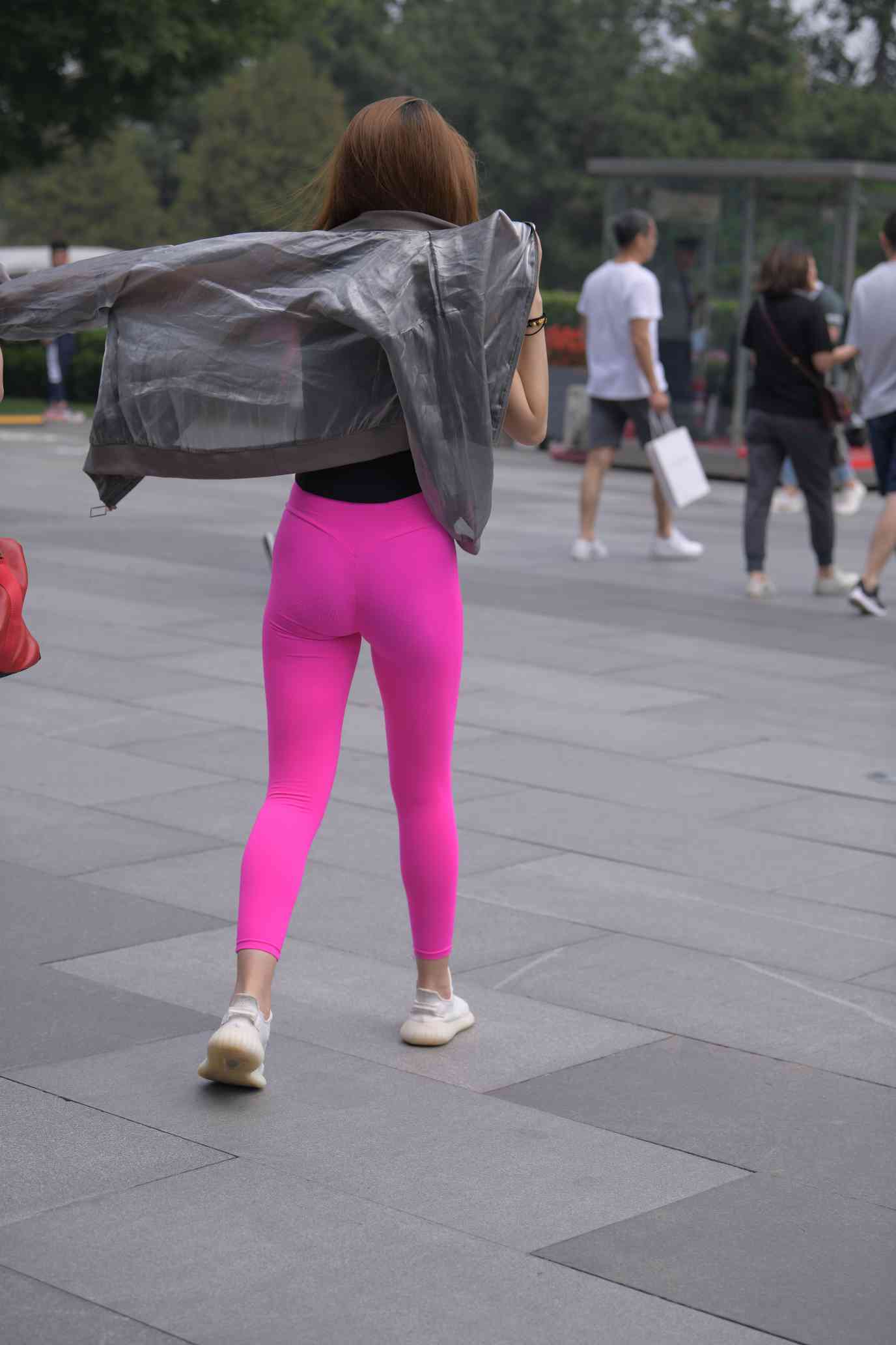 图片[5]-粉色瑜伽裤眼镜女孩【57P】04021-如玉图库