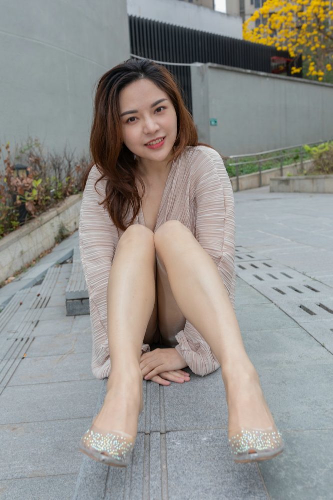 J1535 390P1V-14.7GB-如玉图库