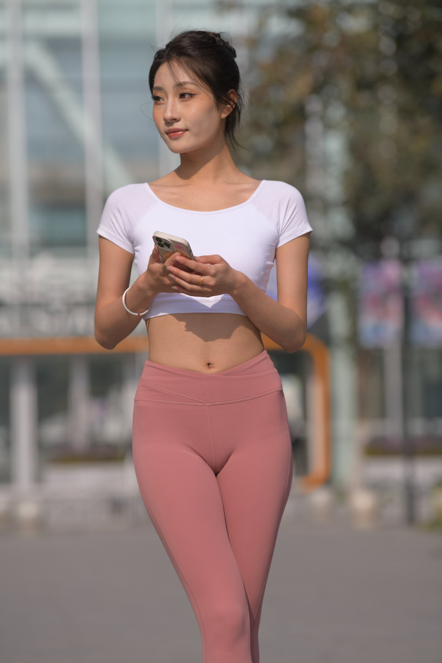 图片[1]-粉红色瑜伽裤女孩J4915 583P1V-26.4GB-如玉图库