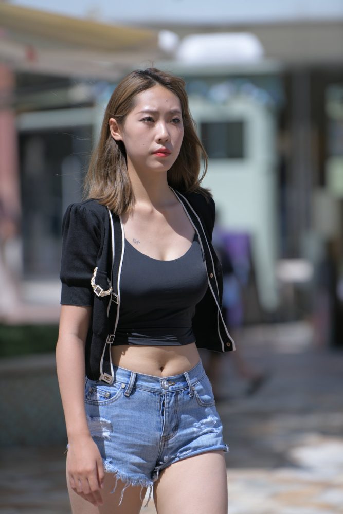 J3207 717P-15.4GB-如玉图库