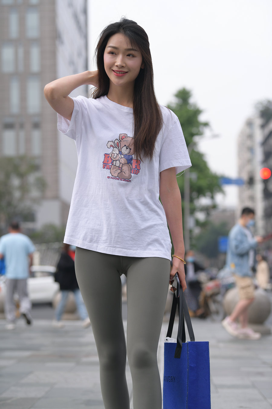 图片[1]-一身休闲装的瑜伽裤女孩J2961 709P1V-24.1GB-如玉图库