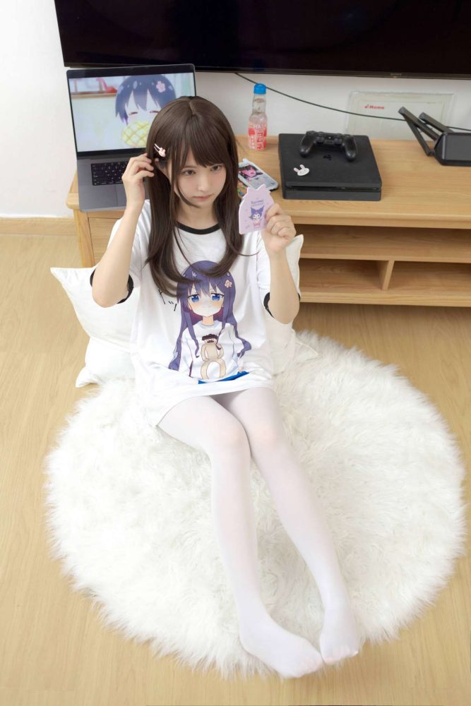 二次元白丝美少女【69P】20027-如玉图库