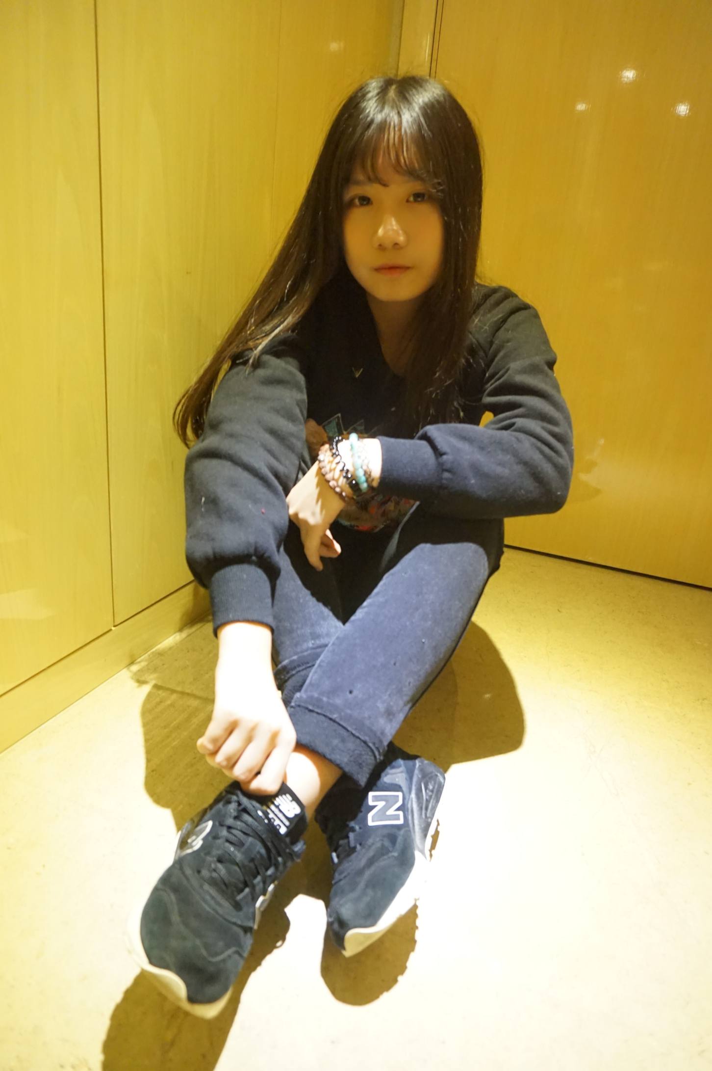 图片[2]-齐刘海的长发女孩【70P】20016-如玉图库