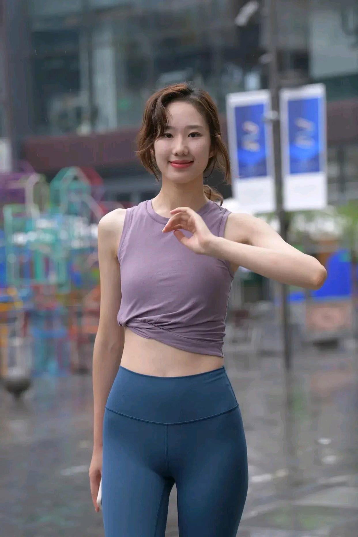 图片[2]-像刘亦菲的蓝色瑜伽裤姑娘J2234 552P1V-20.5GB-如玉图库