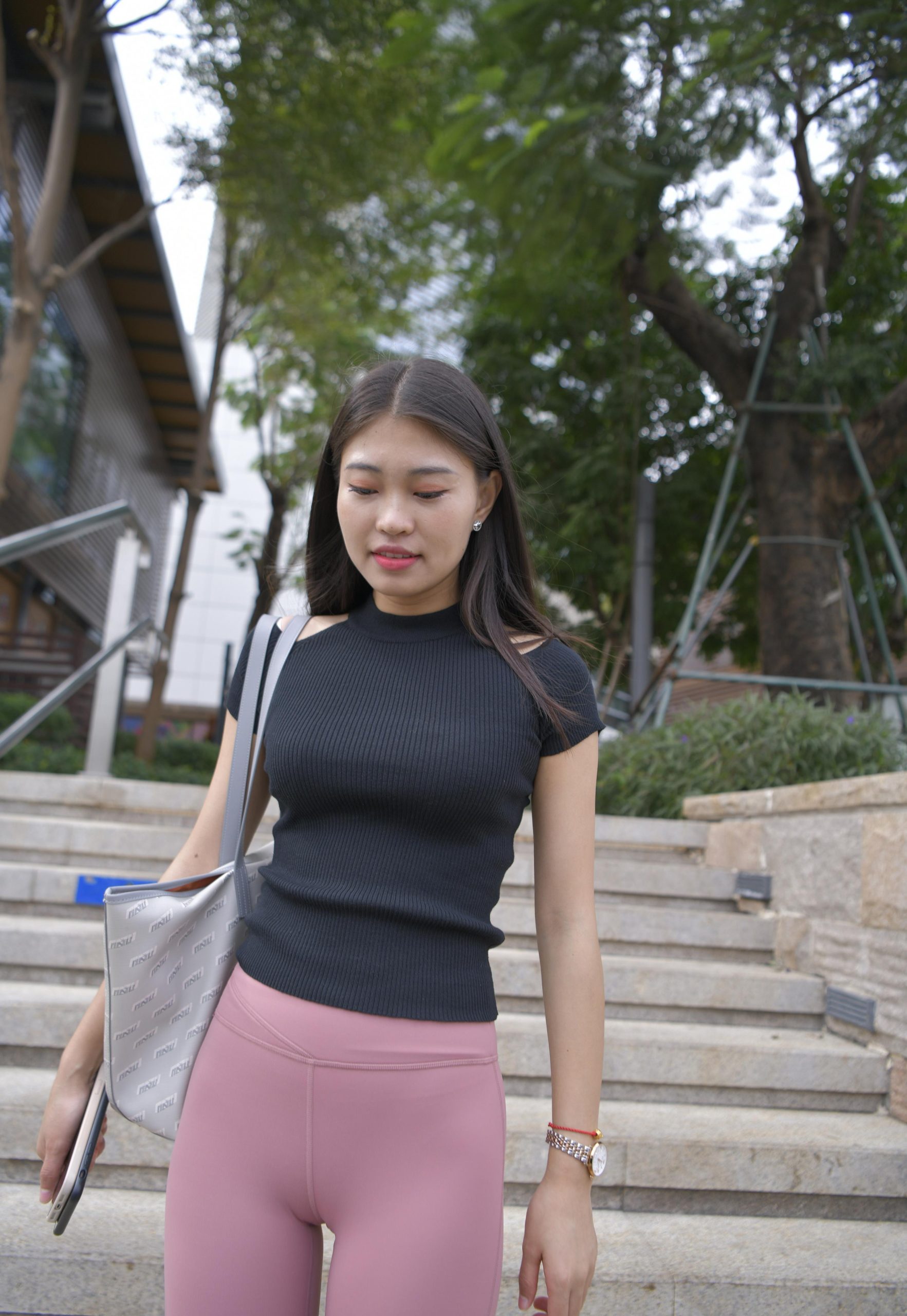 图片[2]-走在街头的瑜伽裤小女人 J1530 213P1V-9.18GB-如玉图库