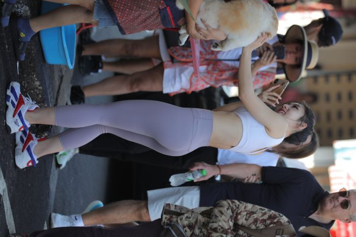 逛街的马尾辫瑜伽老师【556P】00016-如玉图库