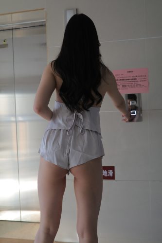 图片[4]-非常有女人味的热裤姑娘【228P】0007-如玉图库