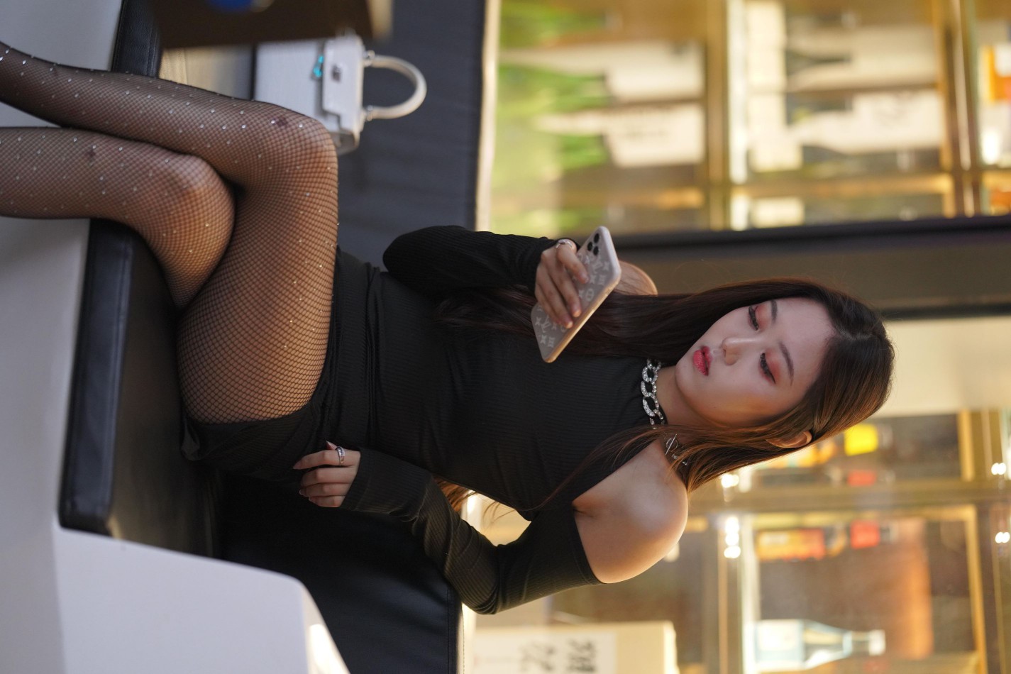 图片[5]-非常妩媚的网格丝袜女孩【186P】00037-如玉图库