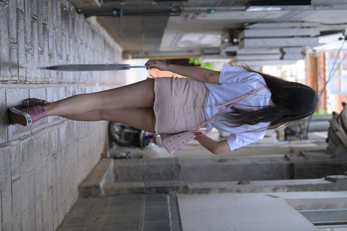 非常清纯甜美的短裙姑娘在逛街【458P】00052-如玉图库