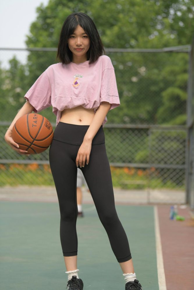图片[4]-穿瑜伽裤打篮球的大三女孩J2198 463P1V-18.6GB-如玉图库