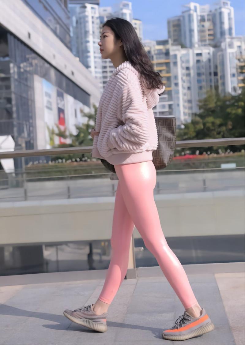 图片[2]-粉红色紧身裤的女孩 J1482 365P2V-18.1GB-如玉图库