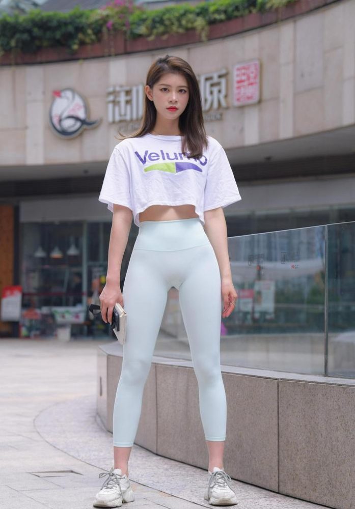 图片[1]-这个瑜伽裤女孩真的很漂亮 J1960 815P1V-28.9GB-如玉图库