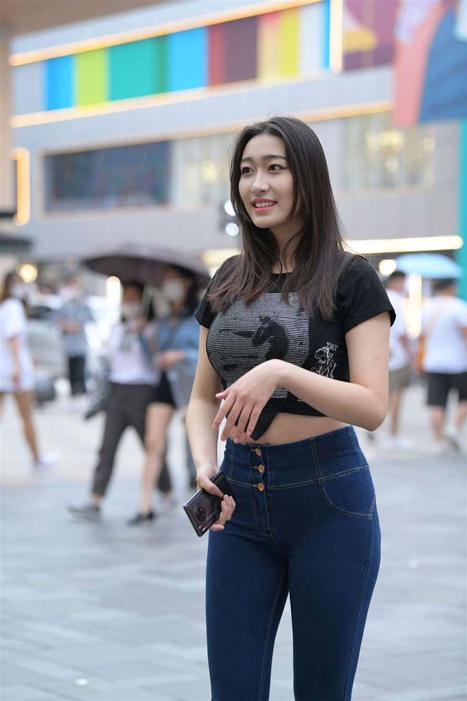 图片[3]-紧身牛仔裤女人J2784 240P-6.66GB-如玉图库