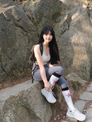 图片[7]-爱爬山的瑜伽裤MM，太甜美了！~-如玉图库