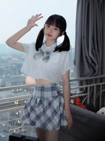 图片[6]-网格丝袜的清纯双马尾小姑娘-如玉图库