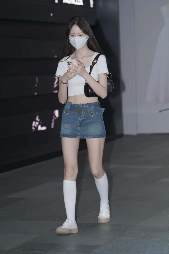 P0037  性感超短牛仔裙美眉 【60P】-如玉图库